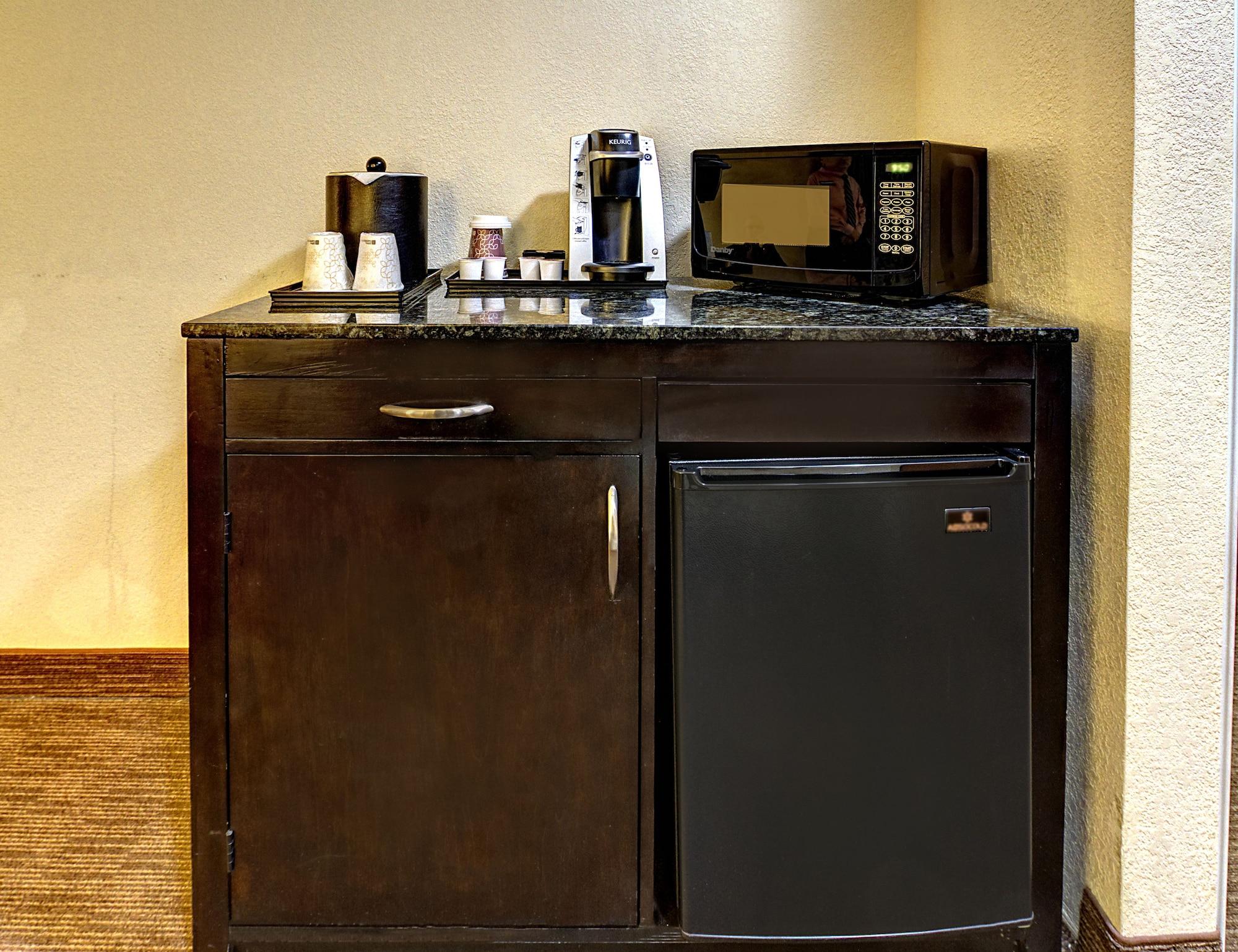 Hilton Garden Inn Nashville Airport Екстер'єр фото