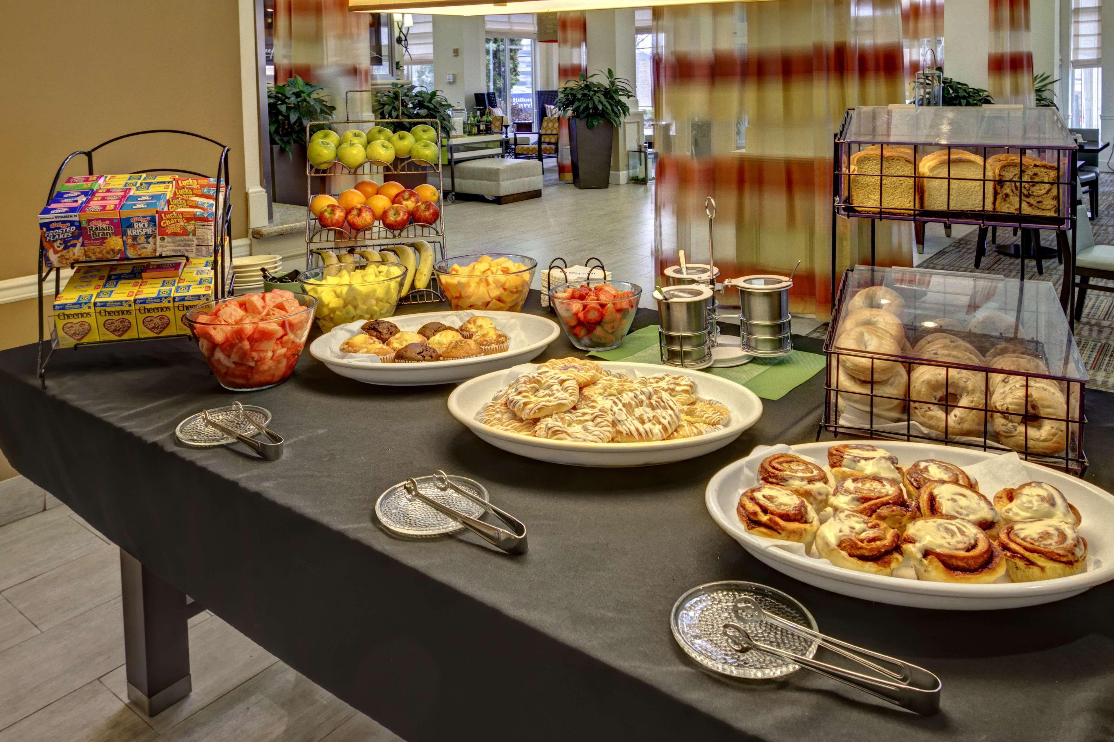 Hilton Garden Inn Nashville Airport Екстер'єр фото
