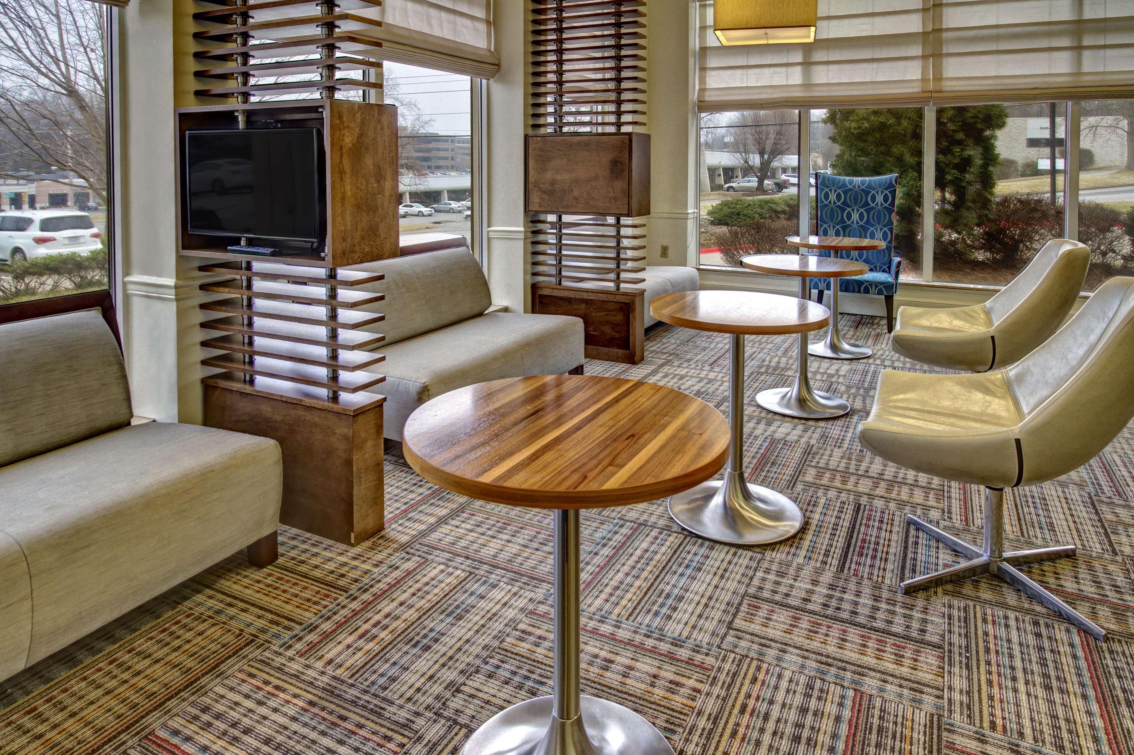 Hilton Garden Inn Nashville Airport Екстер'єр фото