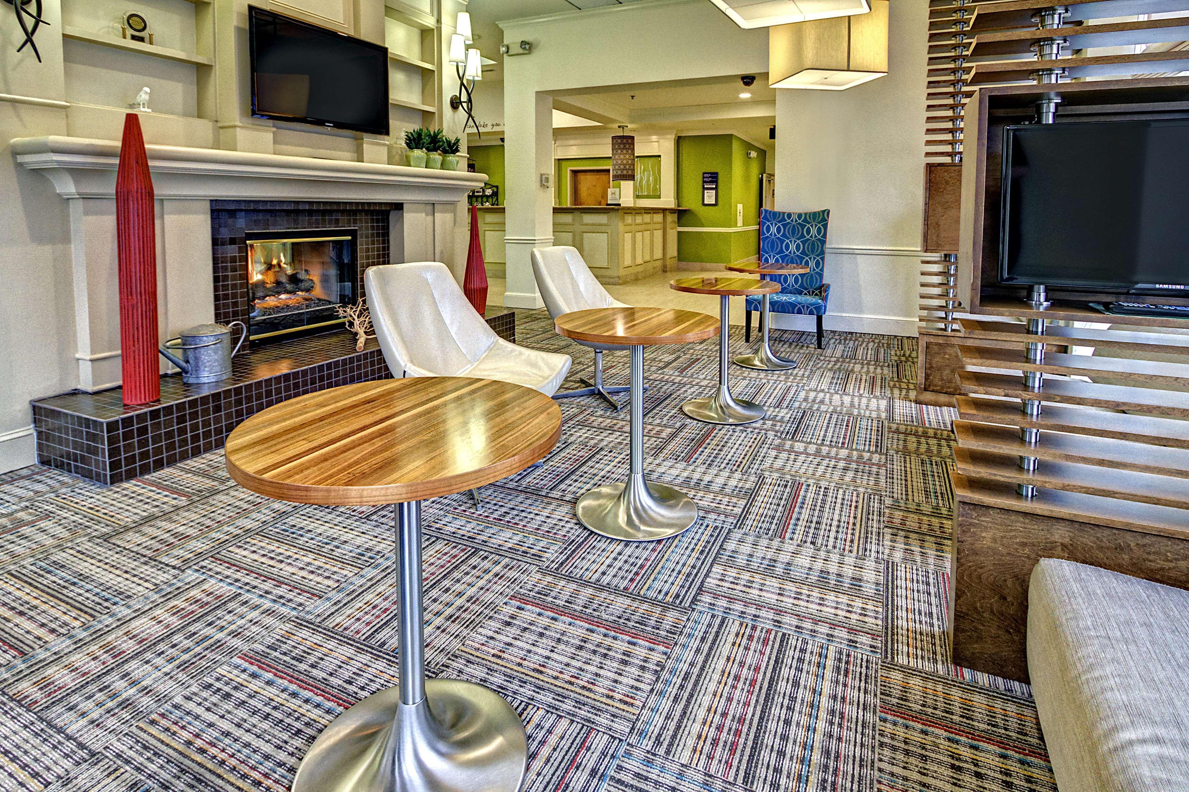 Hilton Garden Inn Nashville Airport Екстер'єр фото