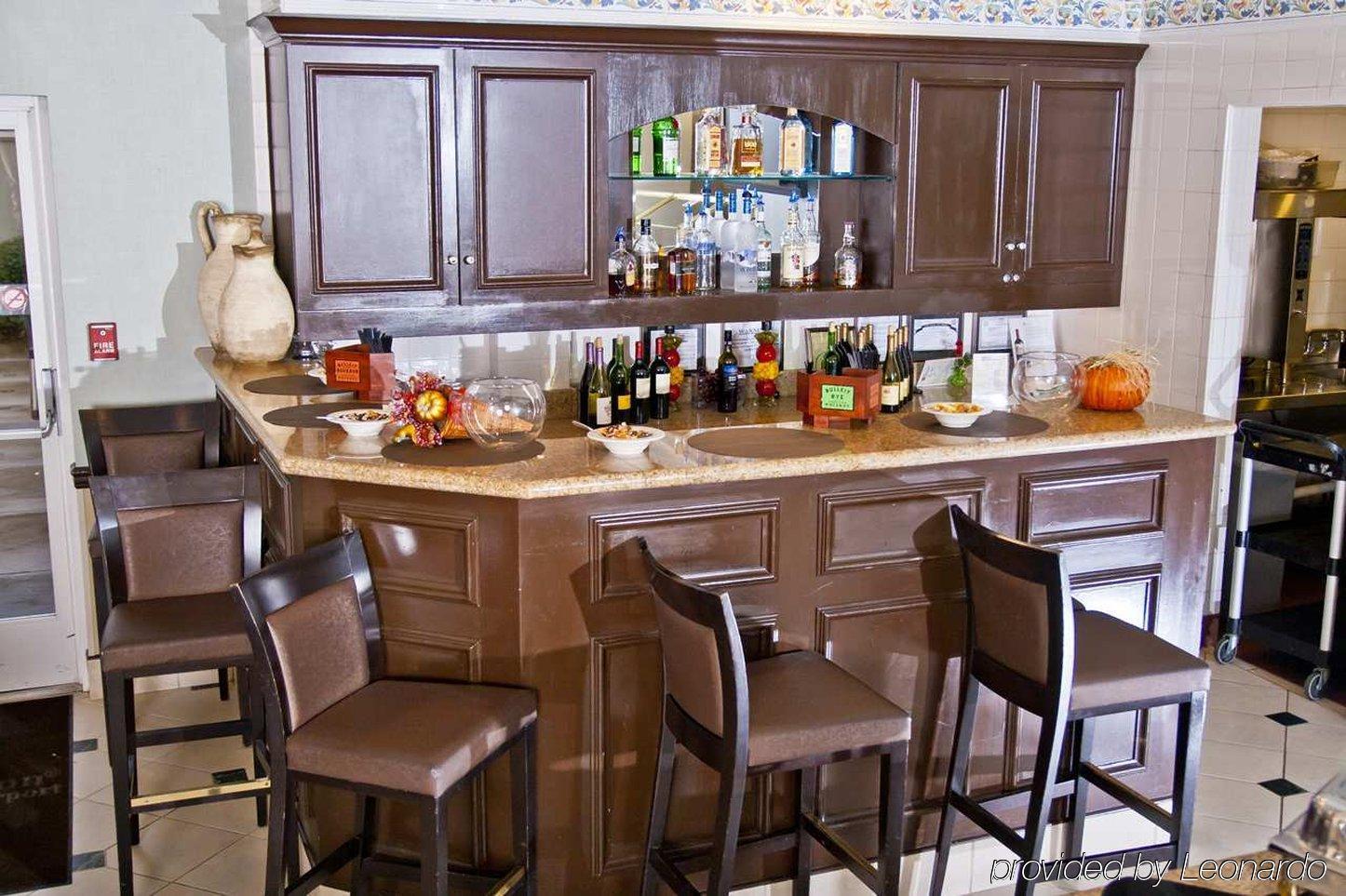 Hilton Garden Inn Nashville Airport Ресторан фото